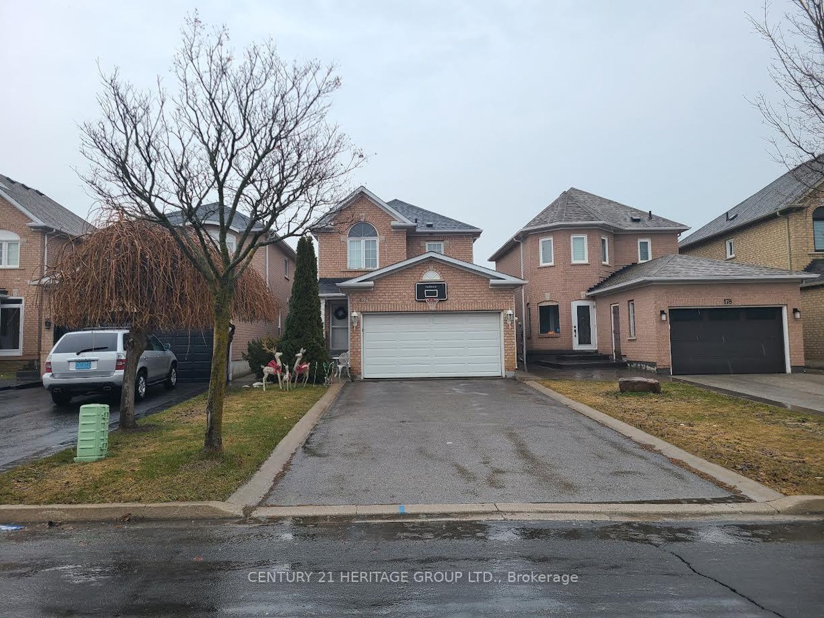 182 Elena Crescent, Maple, Vaughan by Loree Meneguzzi Real Estate 182 Elena Crescent, Maple, Vaughan