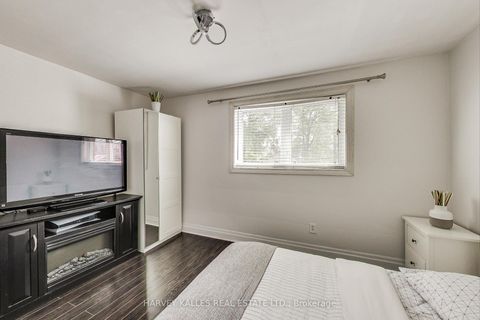 Photo 26 at 395 Keele Street, Junction Area, Toronto