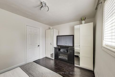 Photo 28 at 395 Keele Street, Junction Area, Toronto