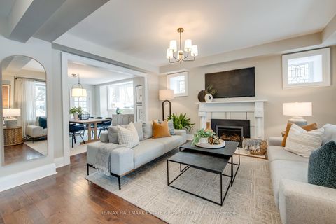 Photo 5 at 25 Neville Park Boulevard, The Beaches, Toronto