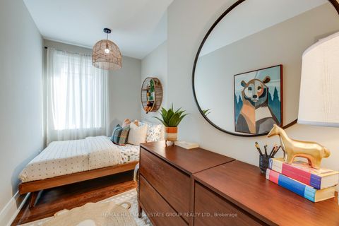 Photo 27 at 25 Neville Park Boulevard, The Beaches, Toronto