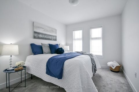 Photo 27 at 23 Turnberry Lane, Painswick South, Barrie