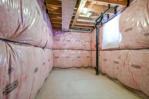 Photo 31 at 23 Turnberry Lane, Painswick South, Barrie