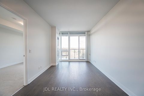 Photo 3 at 806 - 825 Church Street N, Moore Park, Toronto