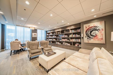 Photo 15 at 806 - 825 Church Street N, Moore Park, Toronto