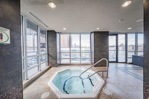 Photo 17 at 806 - 825 Church Street N, Moore Park, Toronto