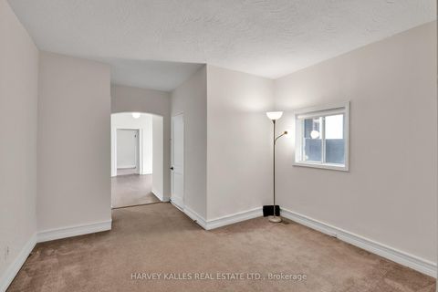 Photo 19 at 244 Markham Street, Bellwoods, Toronto