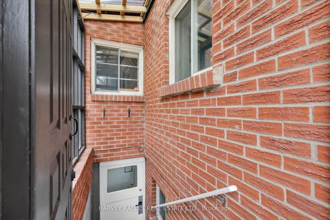 Photo 30 at 244 Markham Street, Bellwoods, Toronto