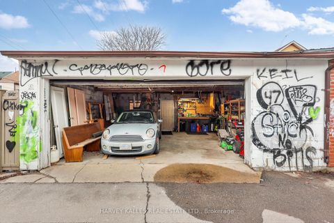 Photo 46 at 244 Markham Street, Bellwoods, Toronto