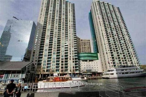 Photo 10 at 3803 - 77 Harbour Square, Waterfront Communities C1, Toronto