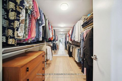 Photo 11 at 601 - 480 Queens Quay W, Waterfront Communities C1, Toronto