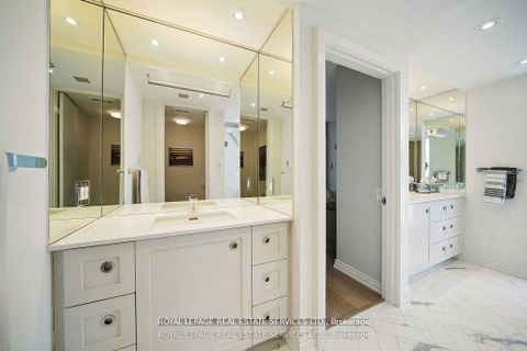 Photo 19 at 601 - 480 Queens Quay W, Waterfront Communities C1, Toronto