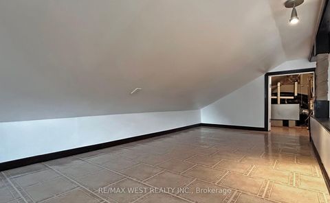 Photo 17 at 15 Fourteenth Street, New Toronto, Toronto