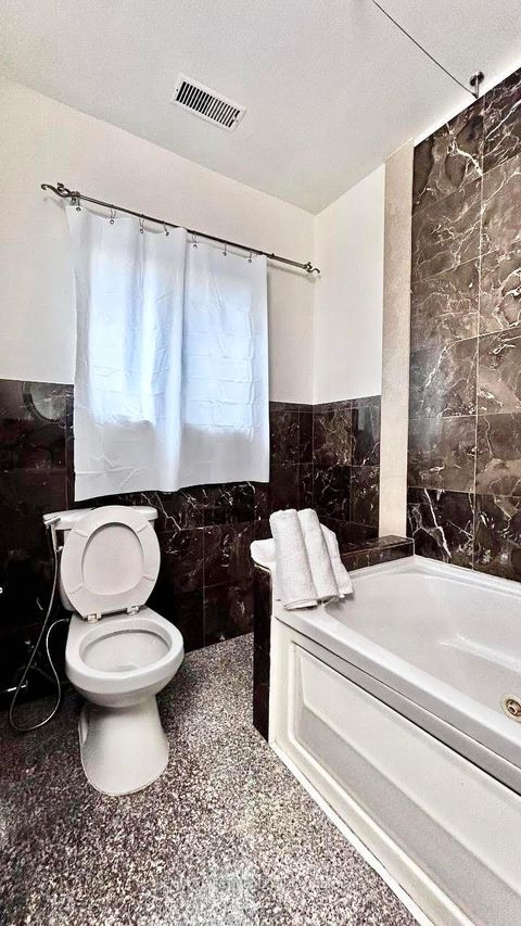 Photo 19 at 15 Fourteenth Street, New Toronto, Toronto