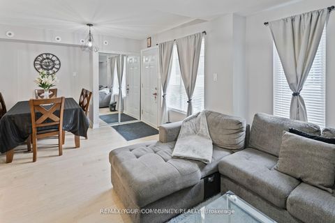 Photo 8 at 1035 - 55 George Appleton Way, CFB, Toronto