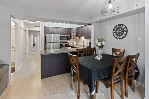 Photo 10 at 1035 - 55 George Appleton Way, CFB, Toronto