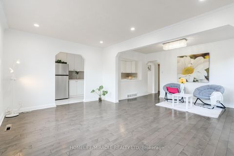 Photo 8 at 30 Yorkshire Road, Ionview, Toronto