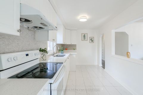 Photo 16 at 30 Yorkshire Road, Ionview, Toronto