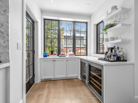 Photo 13 at 35 Castle Frank Road, Moore Park, Toronto