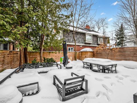 Photo 34 at 35 Castle Frank Road, Moore Park, Toronto