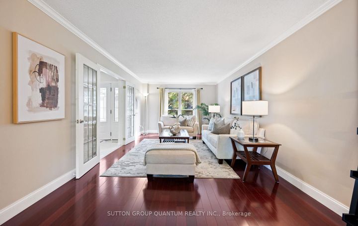 Photo 5 at 4008 Powderhorn Court, Erin Mills, Mississauga