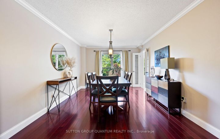 Photo 7 at 4008 Powderhorn Court, Erin Mills, Mississauga