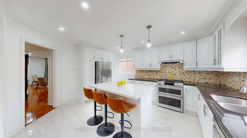 Photo 4 at 8 Muster Court, Buttonville, Markham