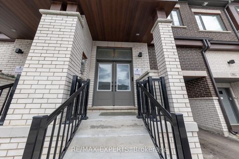 Photo 3 at 90 Singhampton Road, Kleinburg, Vaughan