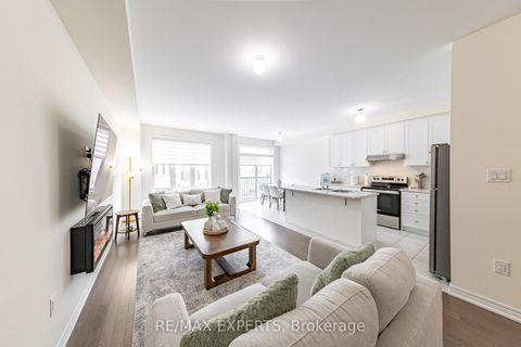 Photo 7 at 90 Singhampton Road, Kleinburg, Vaughan