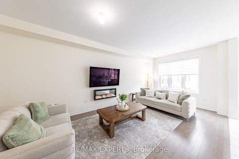 Photo 9 at 90 Singhampton Road, Kleinburg, Vaughan