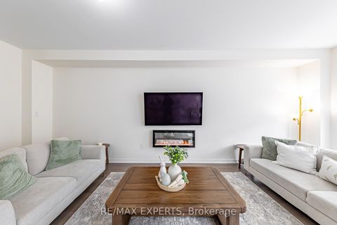 Photo 10 at 90 Singhampton Road, Kleinburg, Vaughan