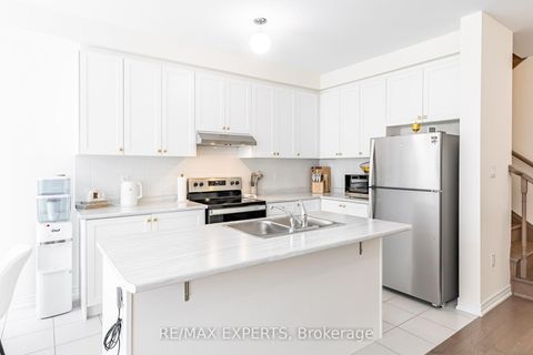 Photo 15 at 90 Singhampton Road, Kleinburg, Vaughan