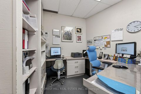 Photo 4 at 702 - 600 Sherbourne Street, North St. James Town, Toronto