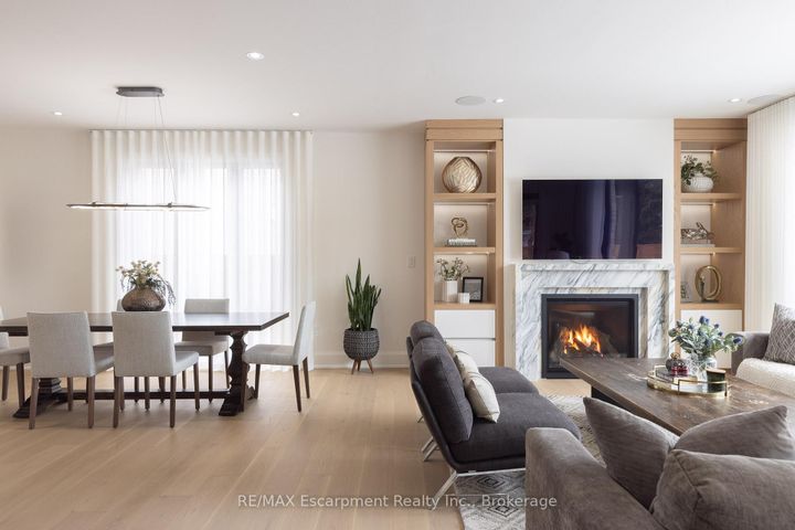 Photo 12 at 540 Patricia Drive, WO West, Oakville