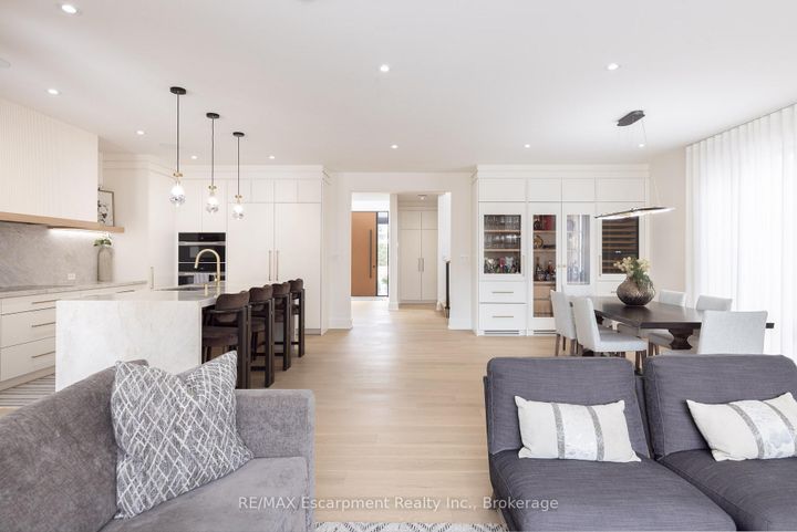 Photo 15 at 540 Patricia Drive, WO West, Oakville