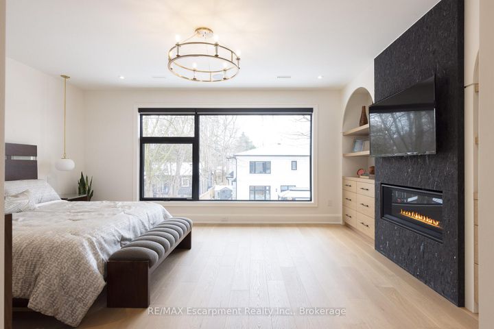 Photo 22 at 540 Patricia Drive, WO West, Oakville