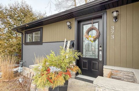 Photo 5 at 373 Grandview Street S, Donevan, Oshawa