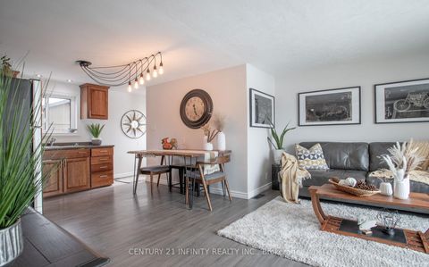 Photo 8 at 373 Grandview Street S, Donevan, Oshawa