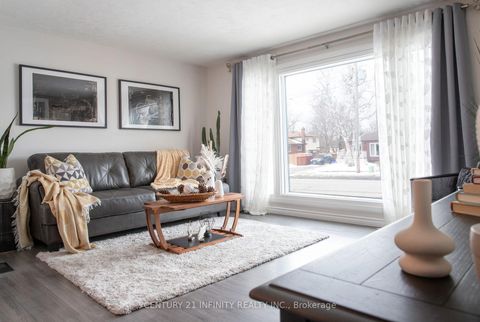 Photo 10 at 373 Grandview Street S, Donevan, Oshawa