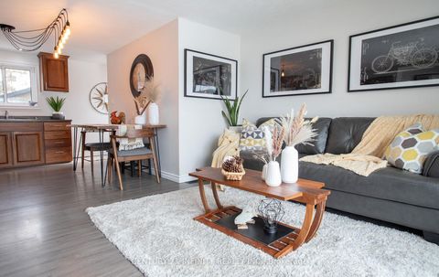 Photo 11 at 373 Grandview Street S, Donevan, Oshawa