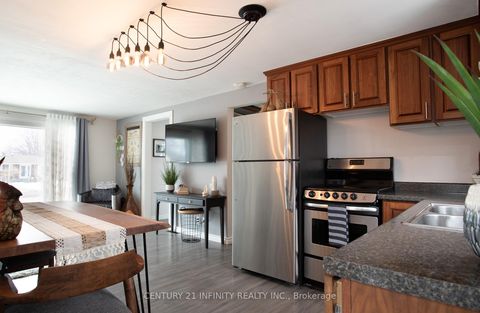 Photo 15 at 373 Grandview Street S, Donevan, Oshawa