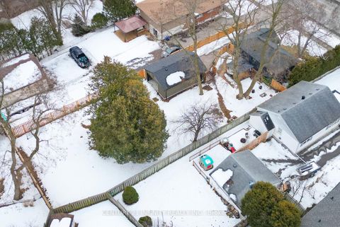 Photo 28 at 373 Grandview Street S, Donevan, Oshawa