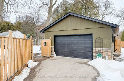 Photo 37 at 373 Grandview Street S, Donevan, Oshawa