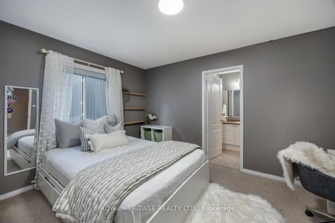 Photo 11 at 1545 Arborwood Drive, Taunton, Oshawa