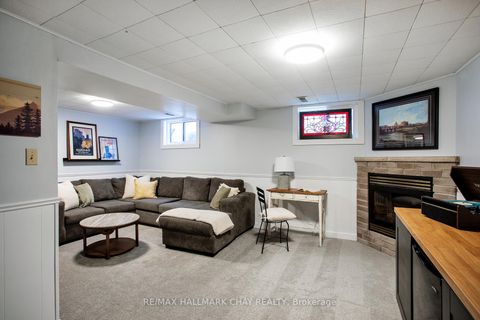 Photo 21 at 35 Geddes Crescent, Northwest, Barrie