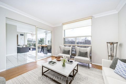 Photo 5 at 404 - 30 Harding Boulevard W, North Richvale, Richmond Hill
