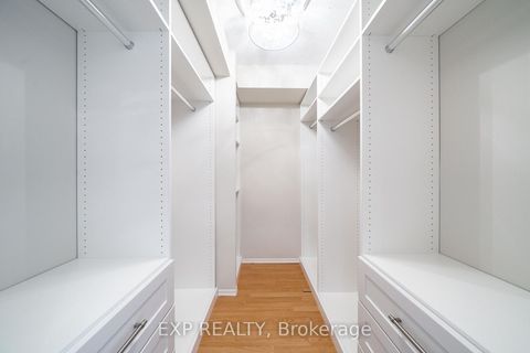 Photo 7 at 404 - 30 Harding Boulevard W, North Richvale, Richmond Hill