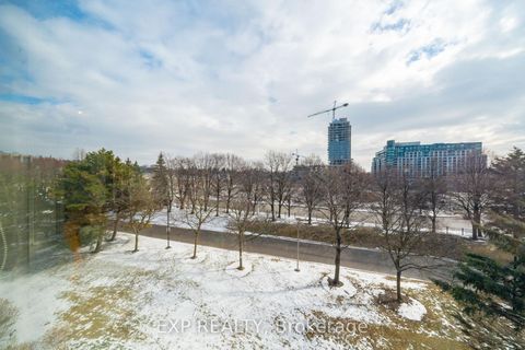 Photo 24 at 404 - 30 Harding Boulevard W, North Richvale, Richmond Hill