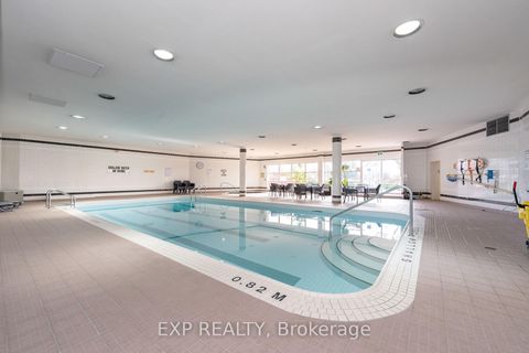Photo 27 at 404 - 30 Harding Boulevard W, North Richvale, Richmond Hill