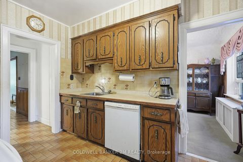 Photo 14 at 296 Briar Hill Avenue, Lawrence Park South, Toronto